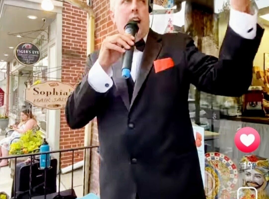 Rich B. Performs The Lady Is A Tramp